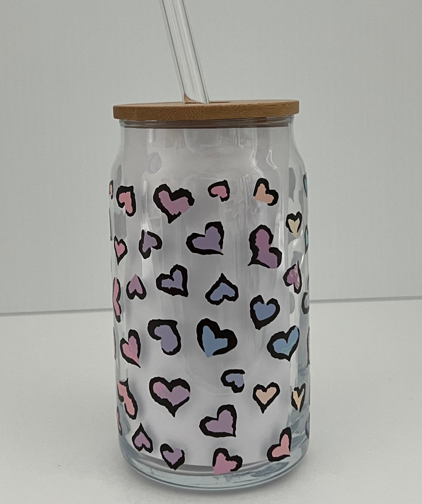 COLORFUL HEARTS 16oz Beer Can Glass w/ Bamboo Lid and Glass Straw