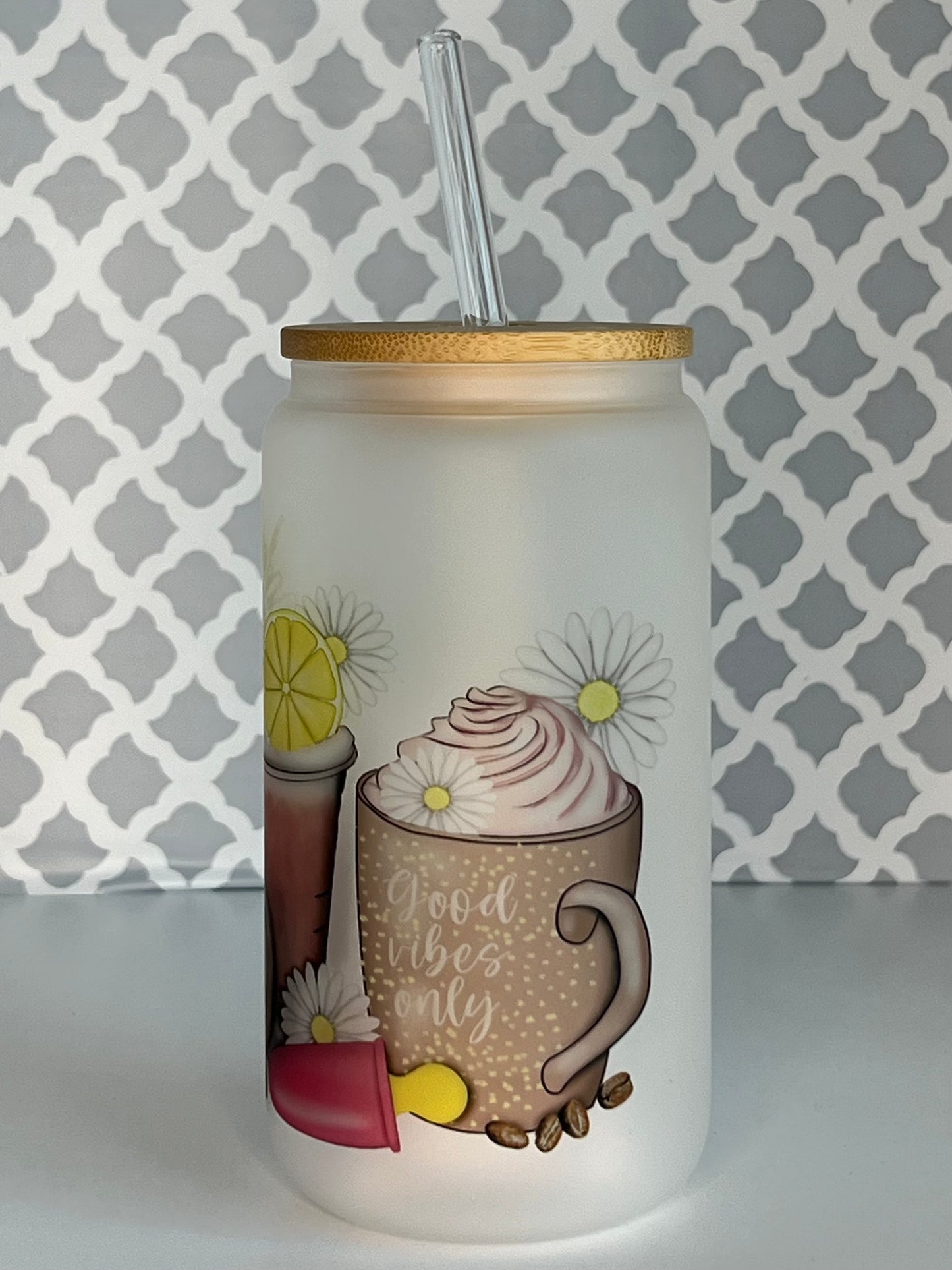 SUMMER COFFEE Frosted 18 oz Beer Can Glass w/ Bamboo Lid and Glass Straw